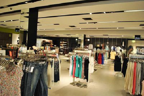 宁乡商场里的店面怎么装修？